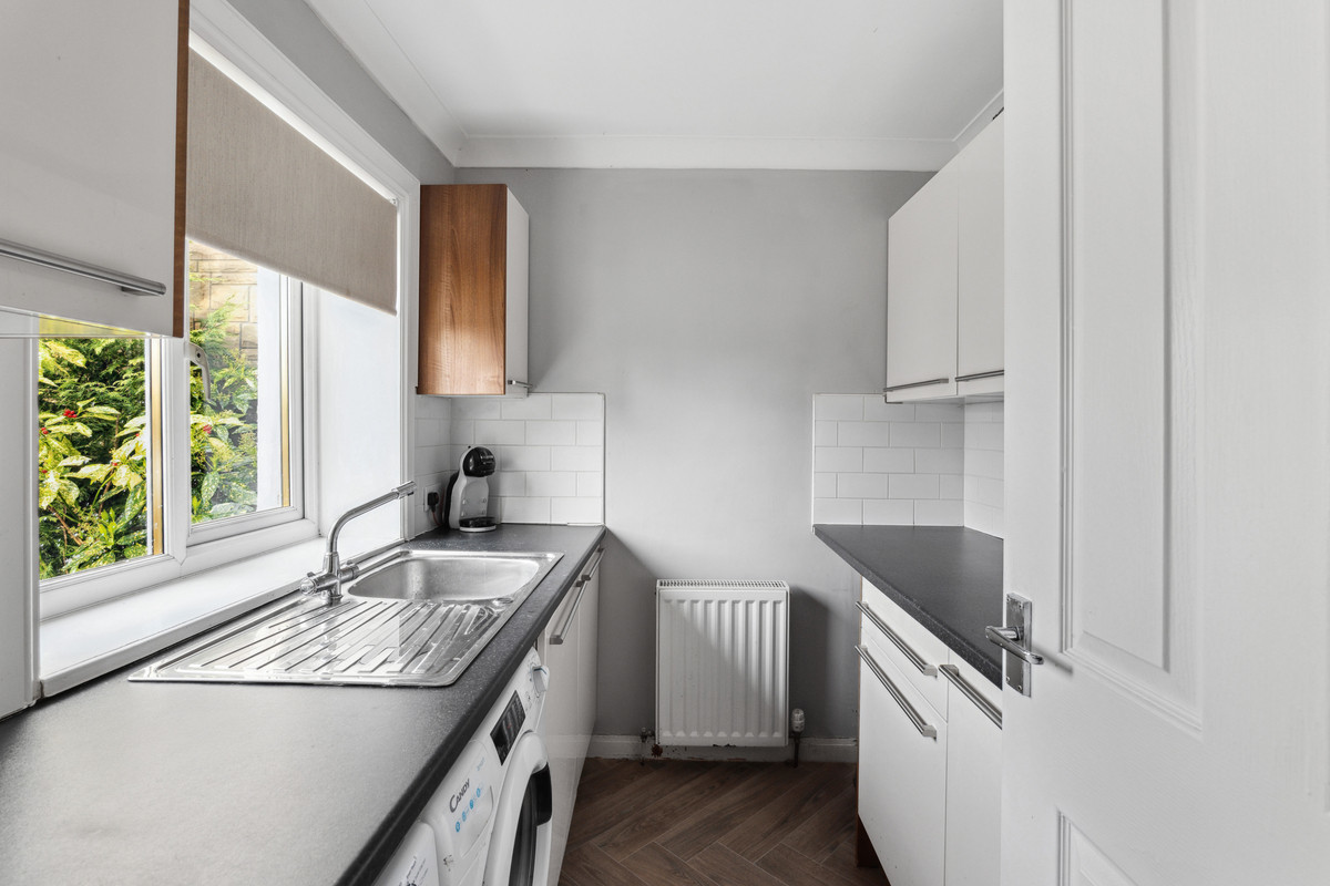 Clem Attlee Gardens, Larkhall, ML9, photo 25