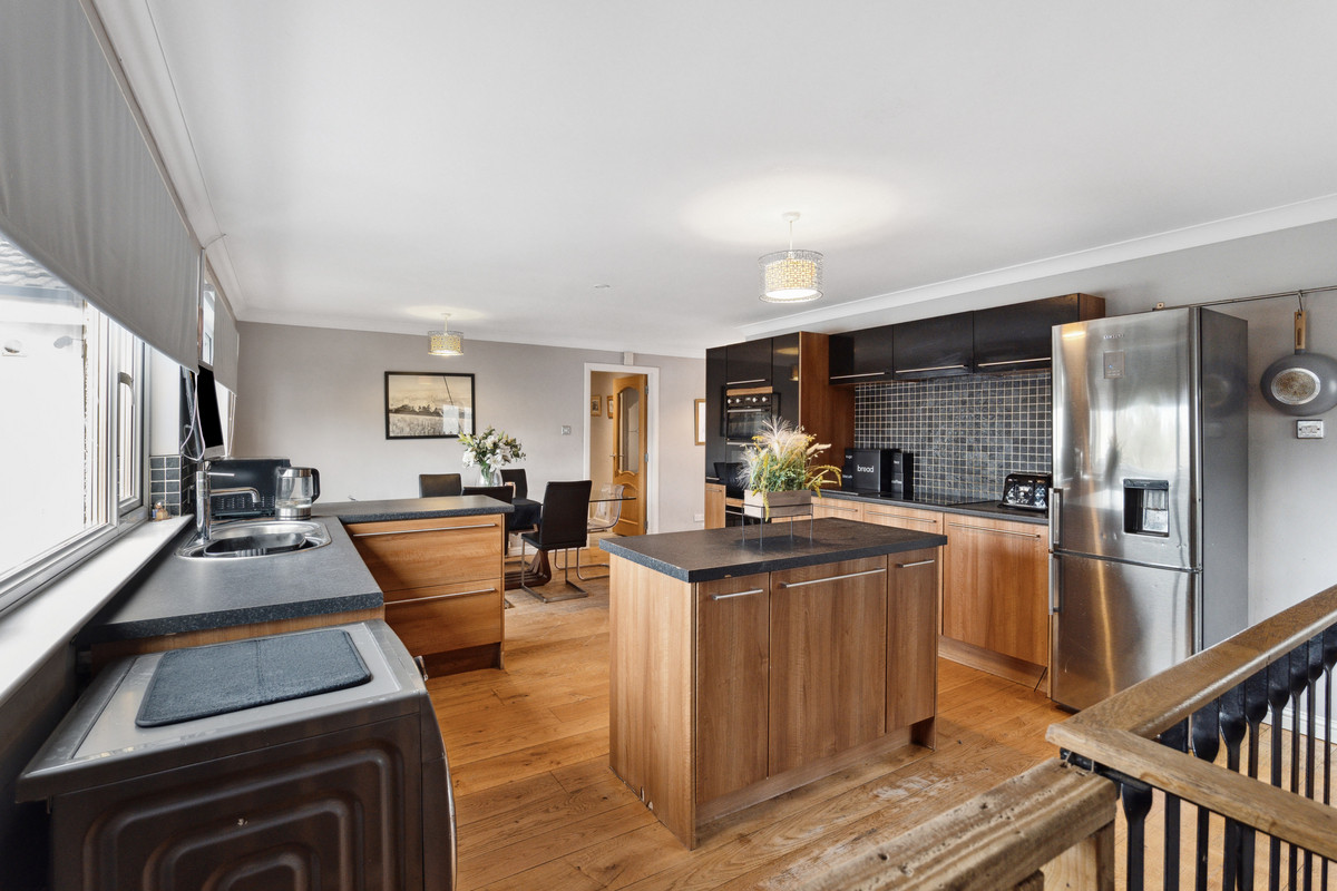 Clem Attlee Gardens, Larkhall, ML9, photo 5