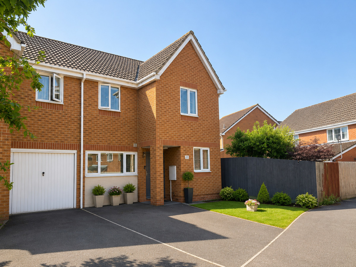 Ellan Hay Road, Bradley Stoke, BS32