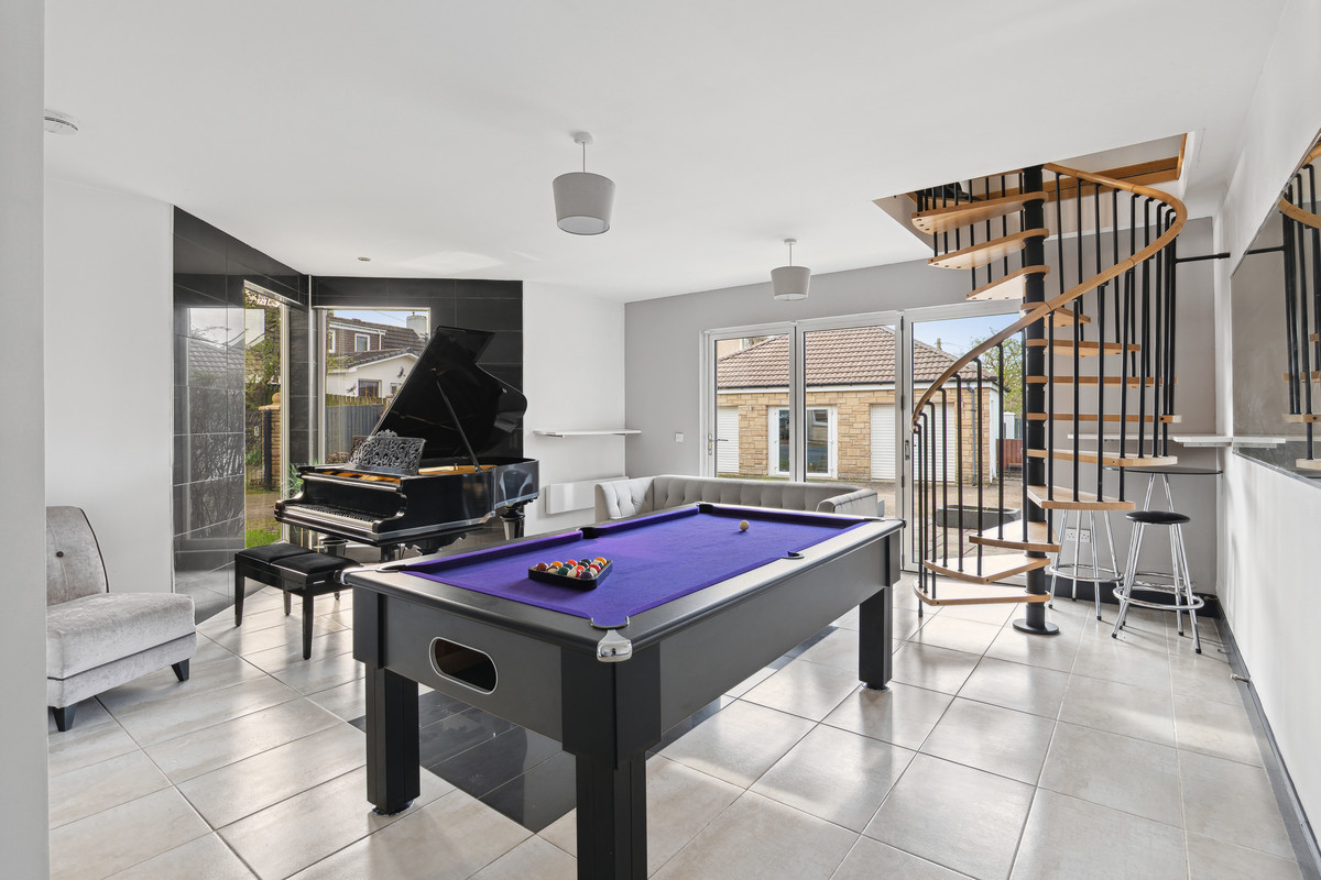 Clem Attlee Gardens, Larkhall, ML9, photo 31