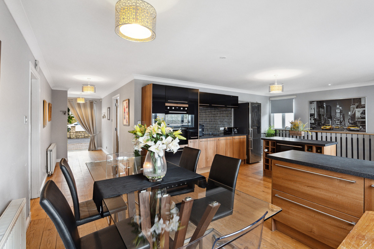 Clem Attlee Gardens, Larkhall, ML9, photo 7