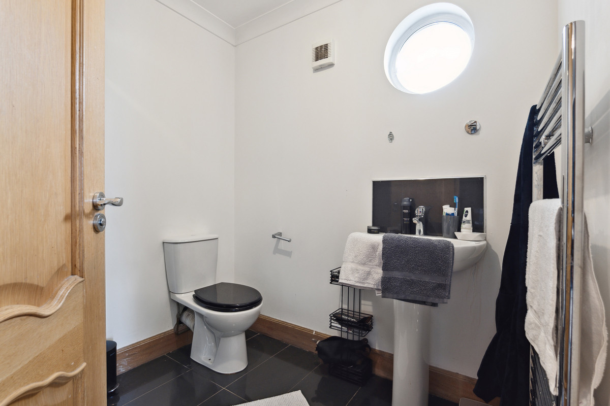 Clem Attlee Gardens, Larkhall, ML9, photo 12