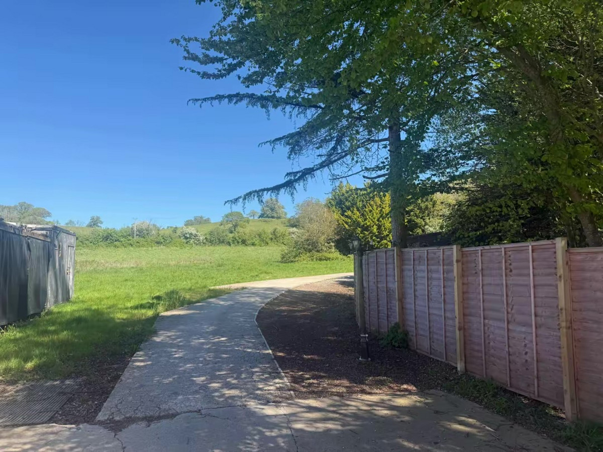 Woodend Lane, Hill, GL13, photo 35