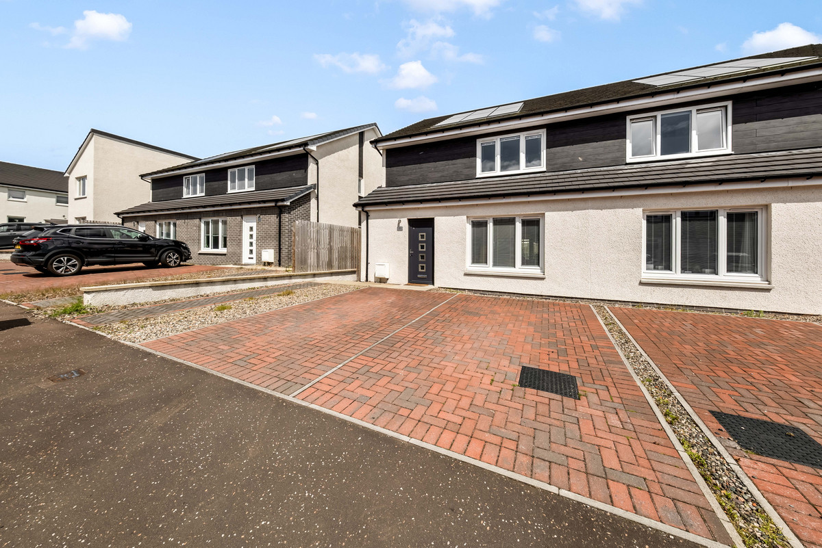 Lauderdale Avenue, Dundee, DD3