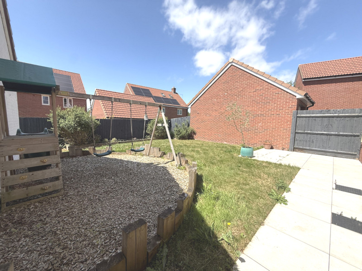 Meadow Brown Close, Thornbury, BS35, photo 15