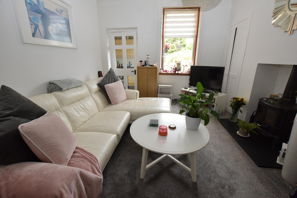 St James Place, Threemiletown ,Linlithgow, EH49
