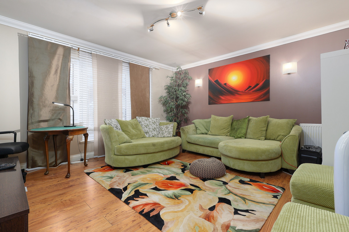 Langhaul Court, Glasgow, G53, photo 12