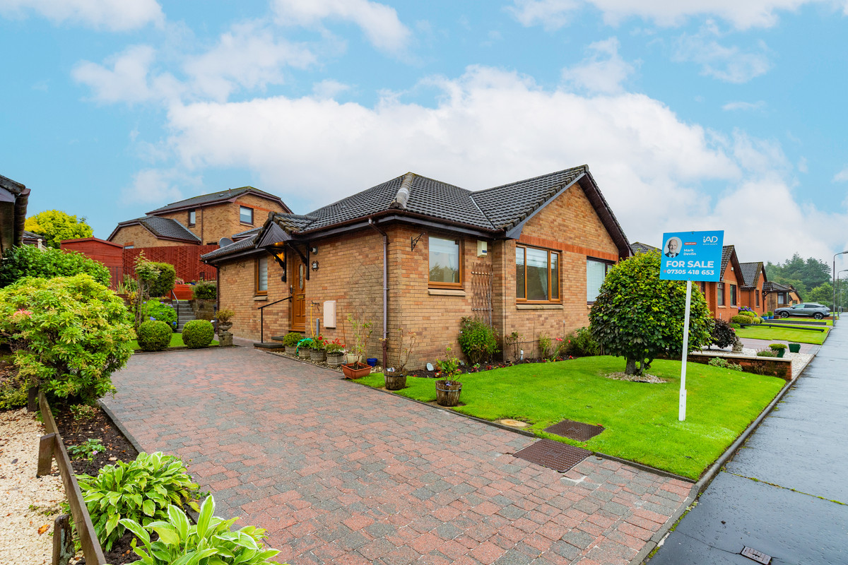 South Dumbreck Road, Kilsyth, G65