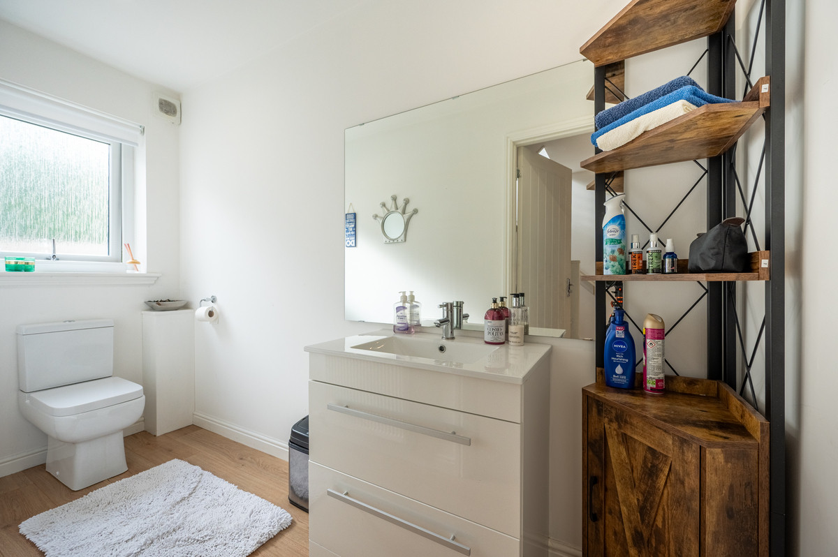 Margaret's Place, Larkhall, ML9, photo 10
