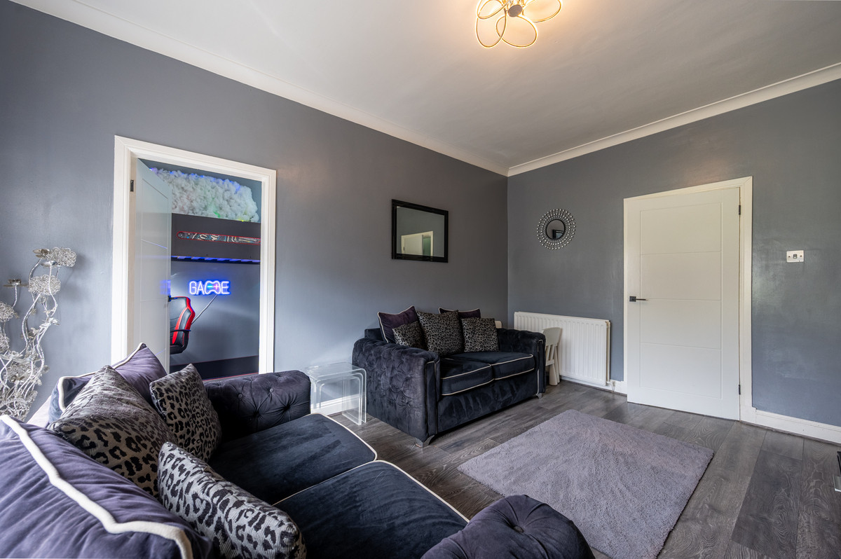 Croftend Avenue, Croftfoot, G44, photo 4