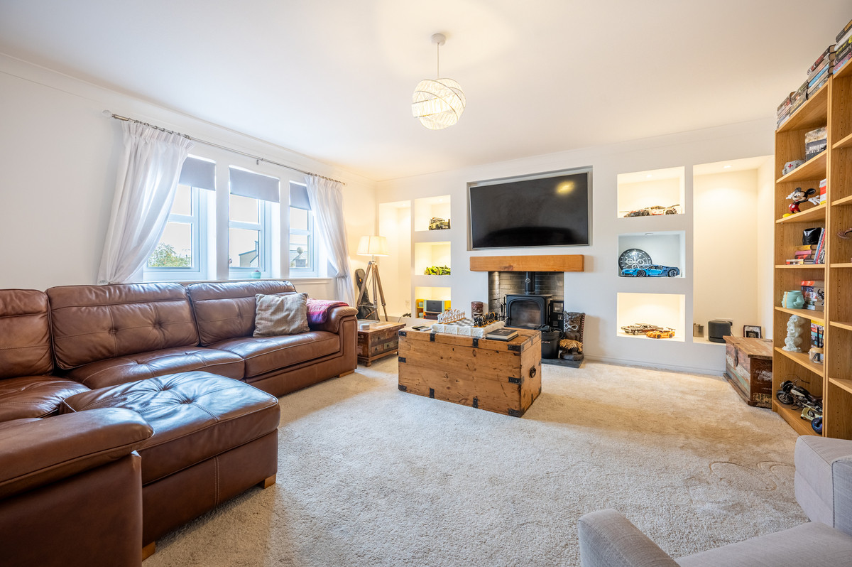 Margaret's Place, Larkhall, ML9, photo 6