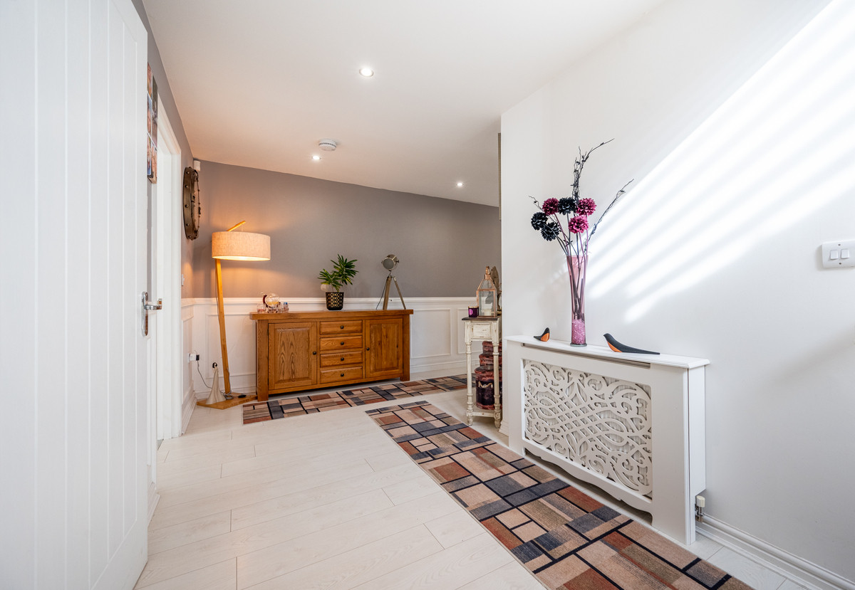 Margaret's Place, Larkhall, ML9, photo 9