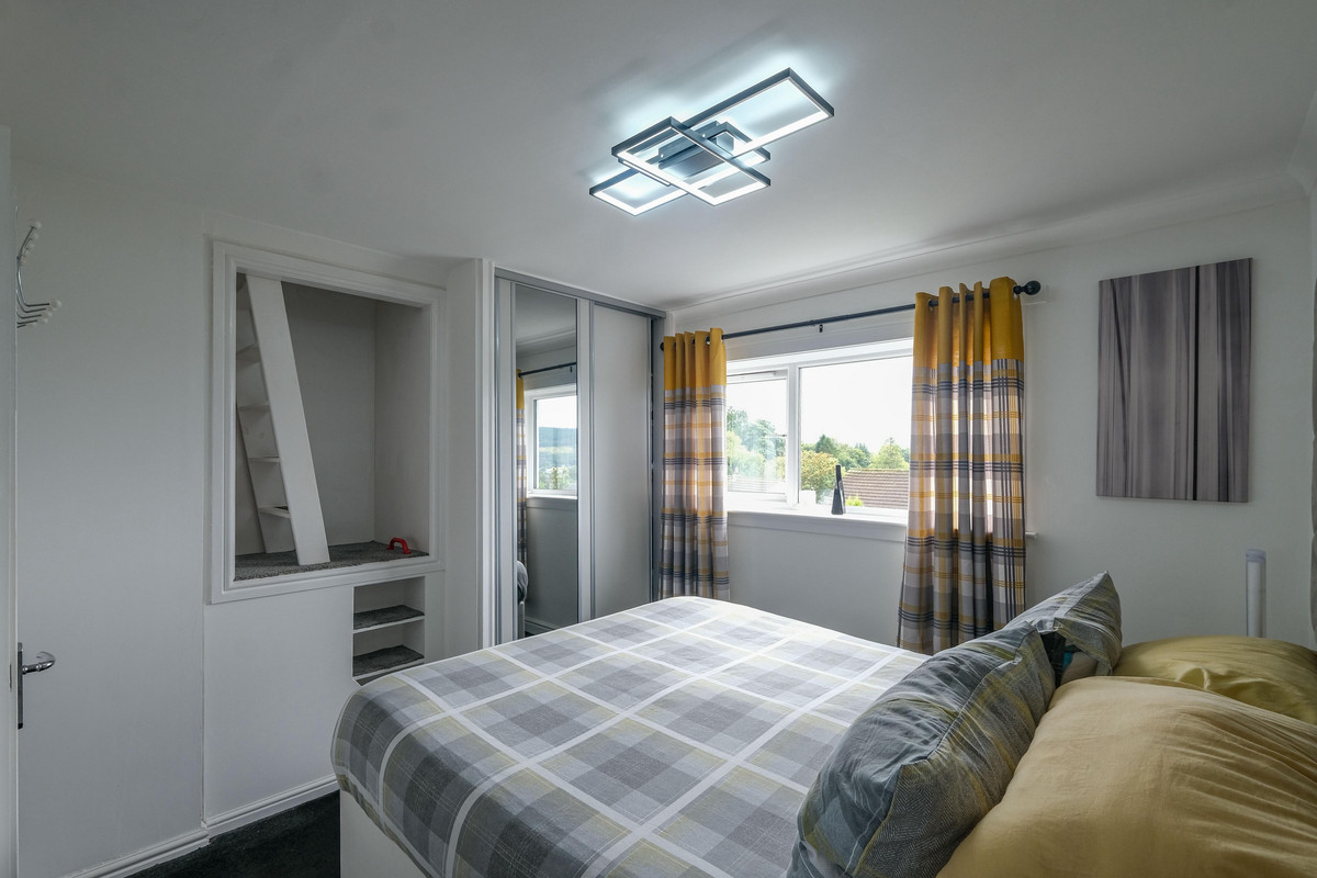 Laggary Road, Rhu, G84, photo 13