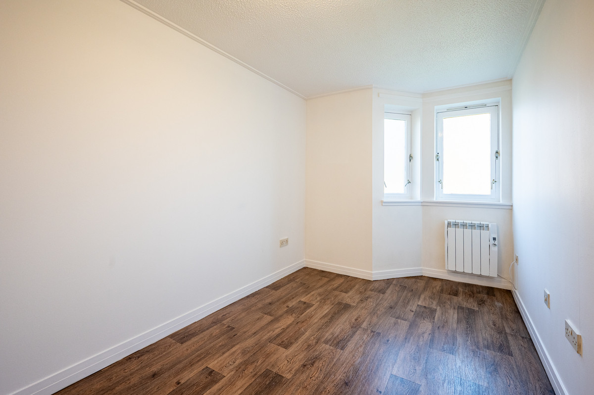 Southloch Gardens, Glasgow, G21, photo 8