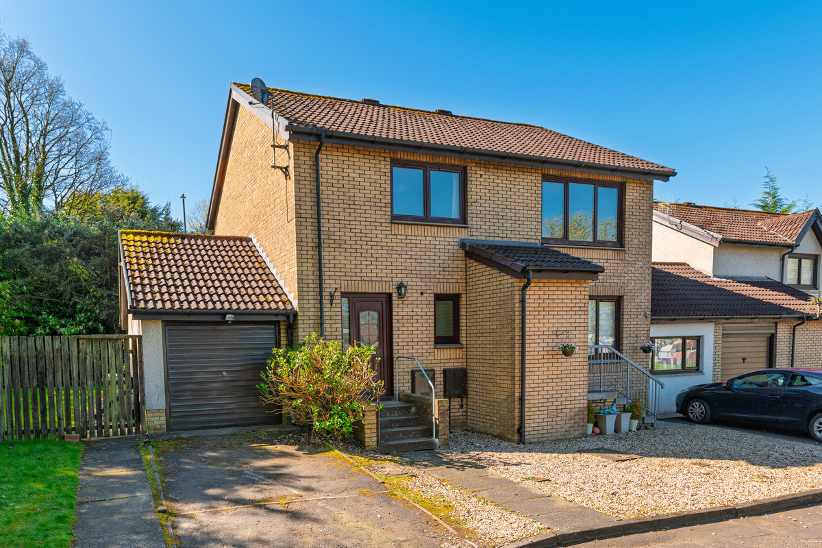 18 Wellmeadow Green Newton Mearns G776QY