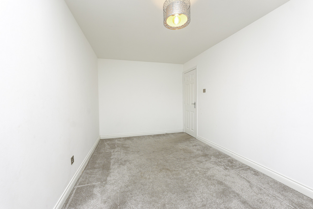 Strathallan Avenue, Glasgow, G75, photo 15