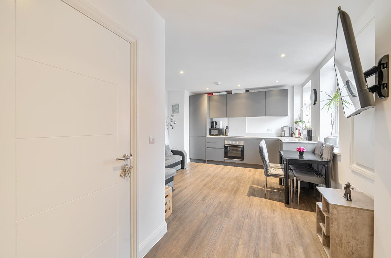Compass House, Stanmore, HA7, photo 4