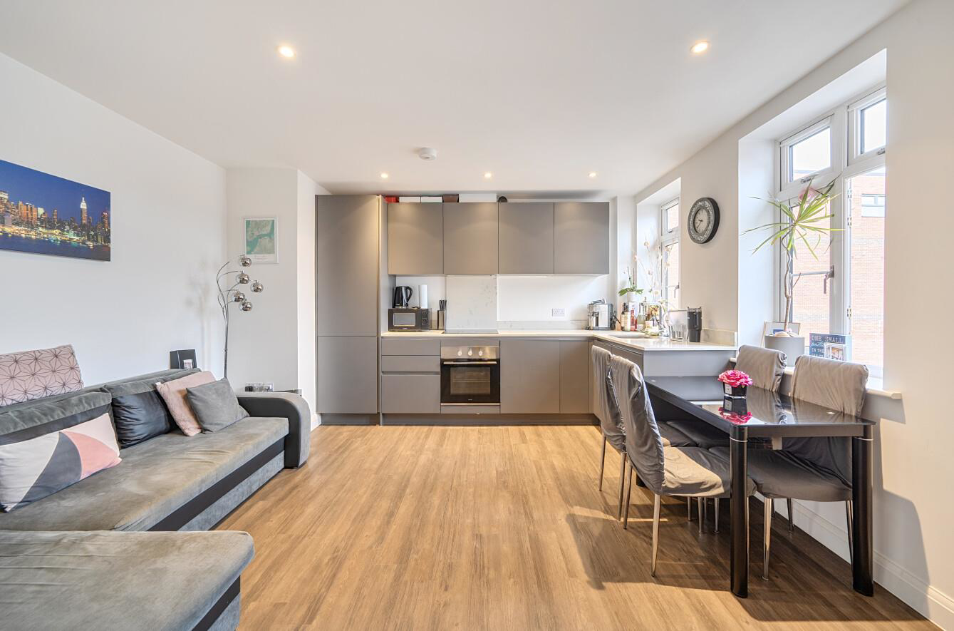 Compass House, Stanmore, HA7, photo 3