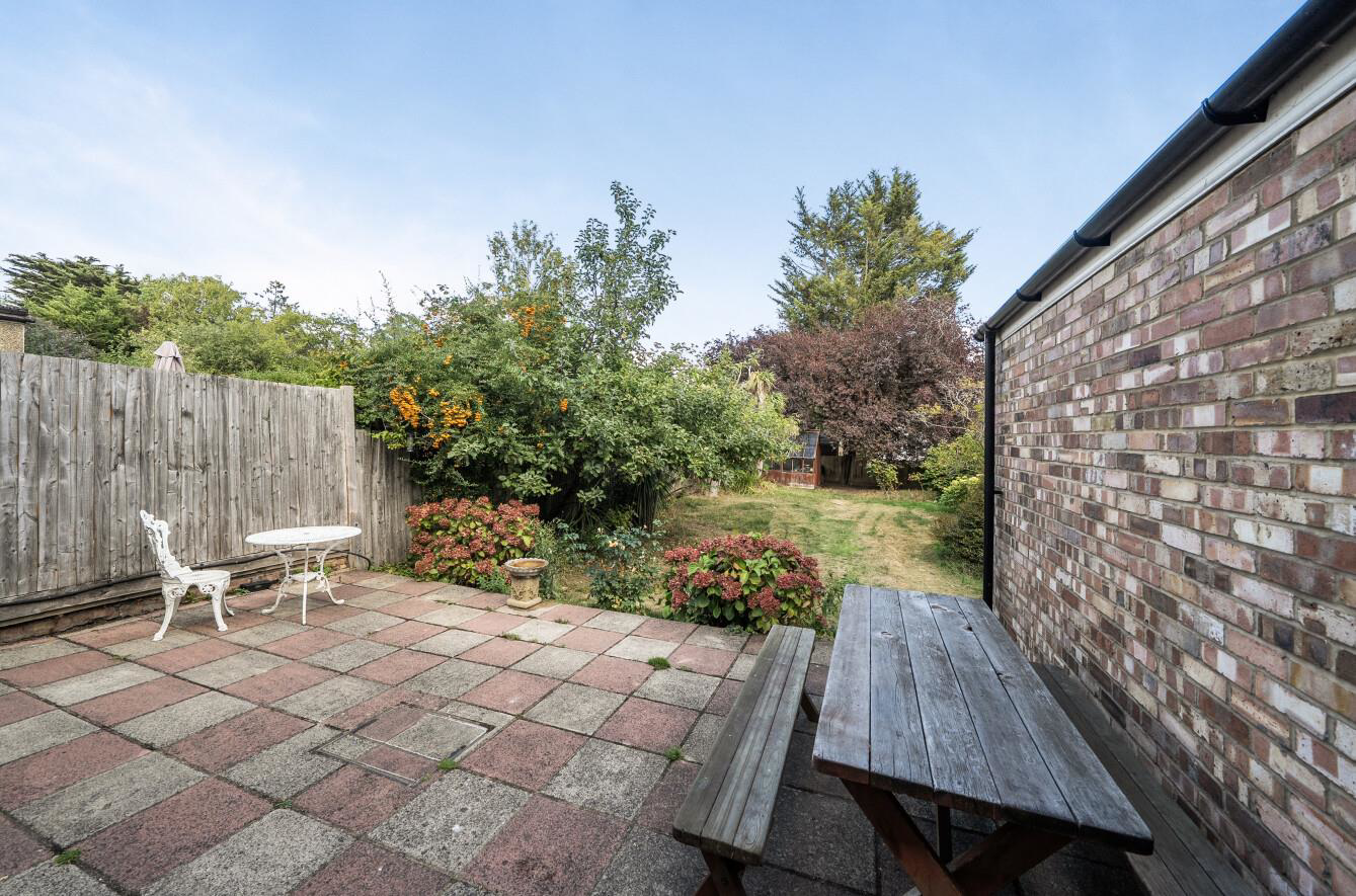 Kenton Lane, Harrow, HA3, photo 13