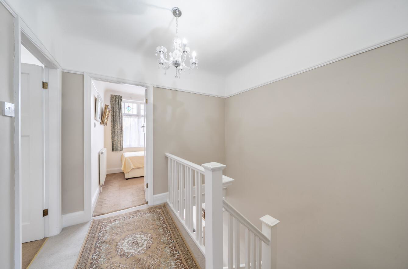 Kenton Lane, Harrow, HA3, photo 6