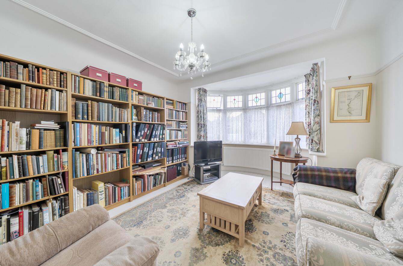 Kenton Lane, Harrow, HA3, photo 2