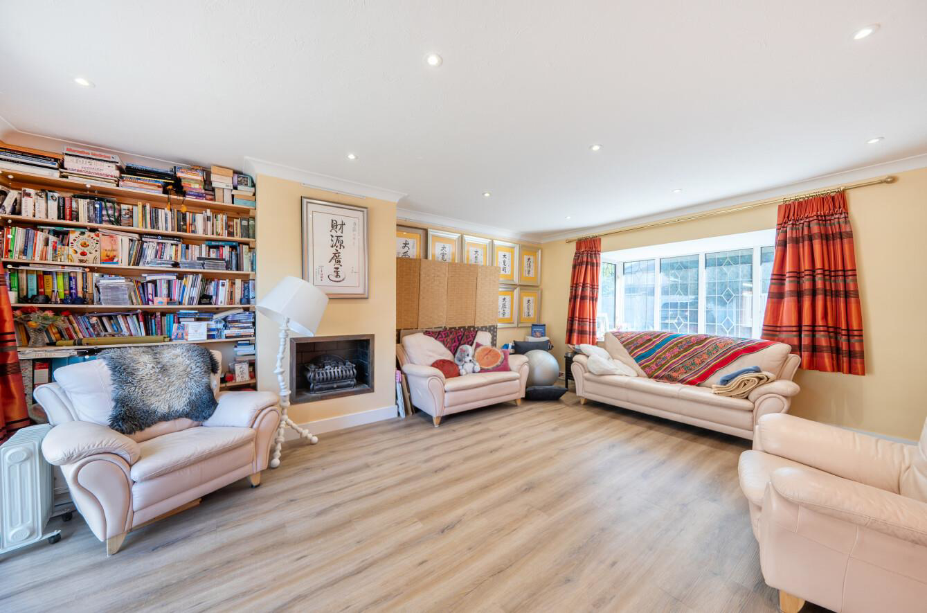 Hollybush Close, Harrow, HA3, photo 2
