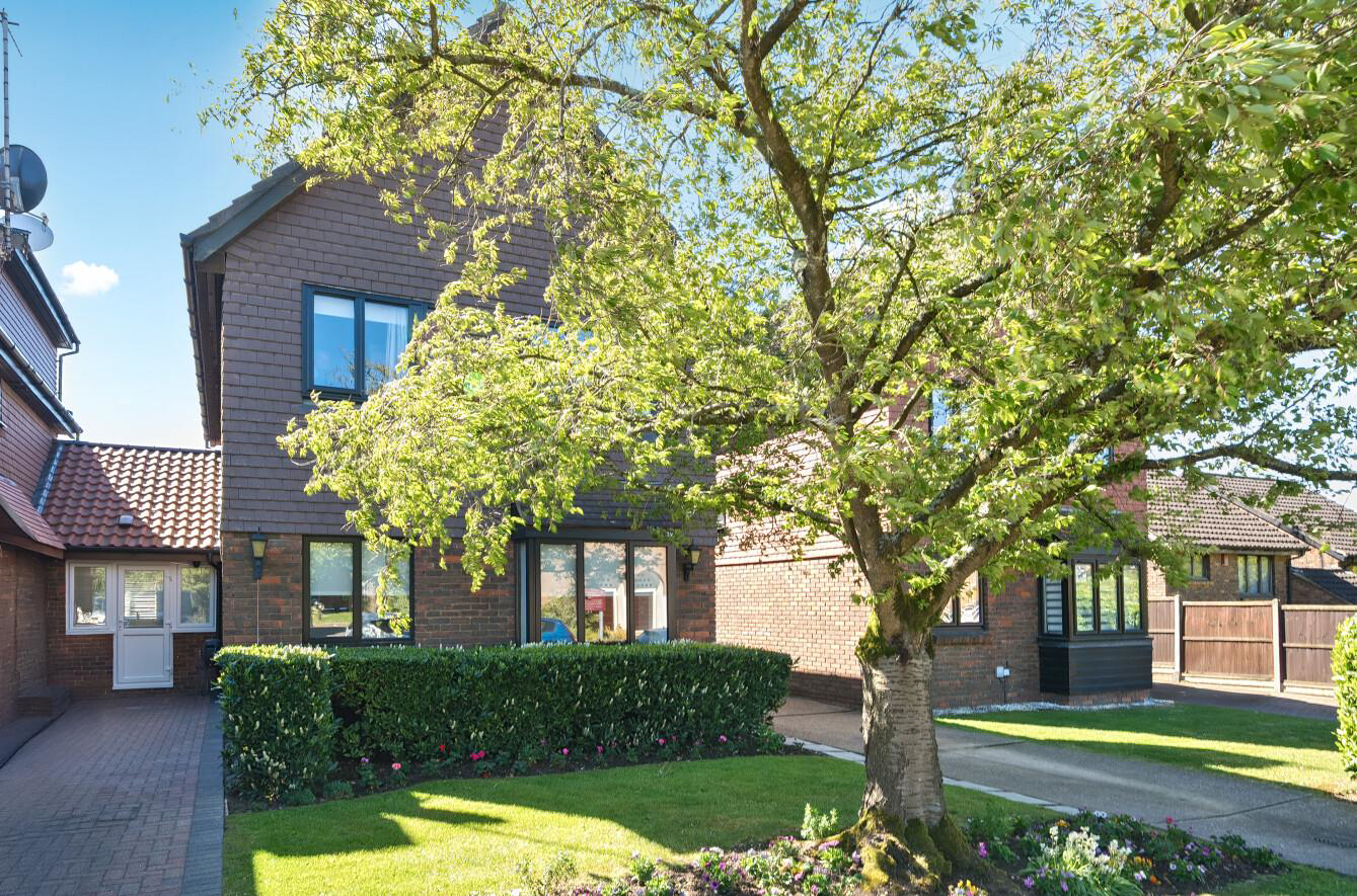 Du Cros Drive, Stanmore, HA7, photo 21