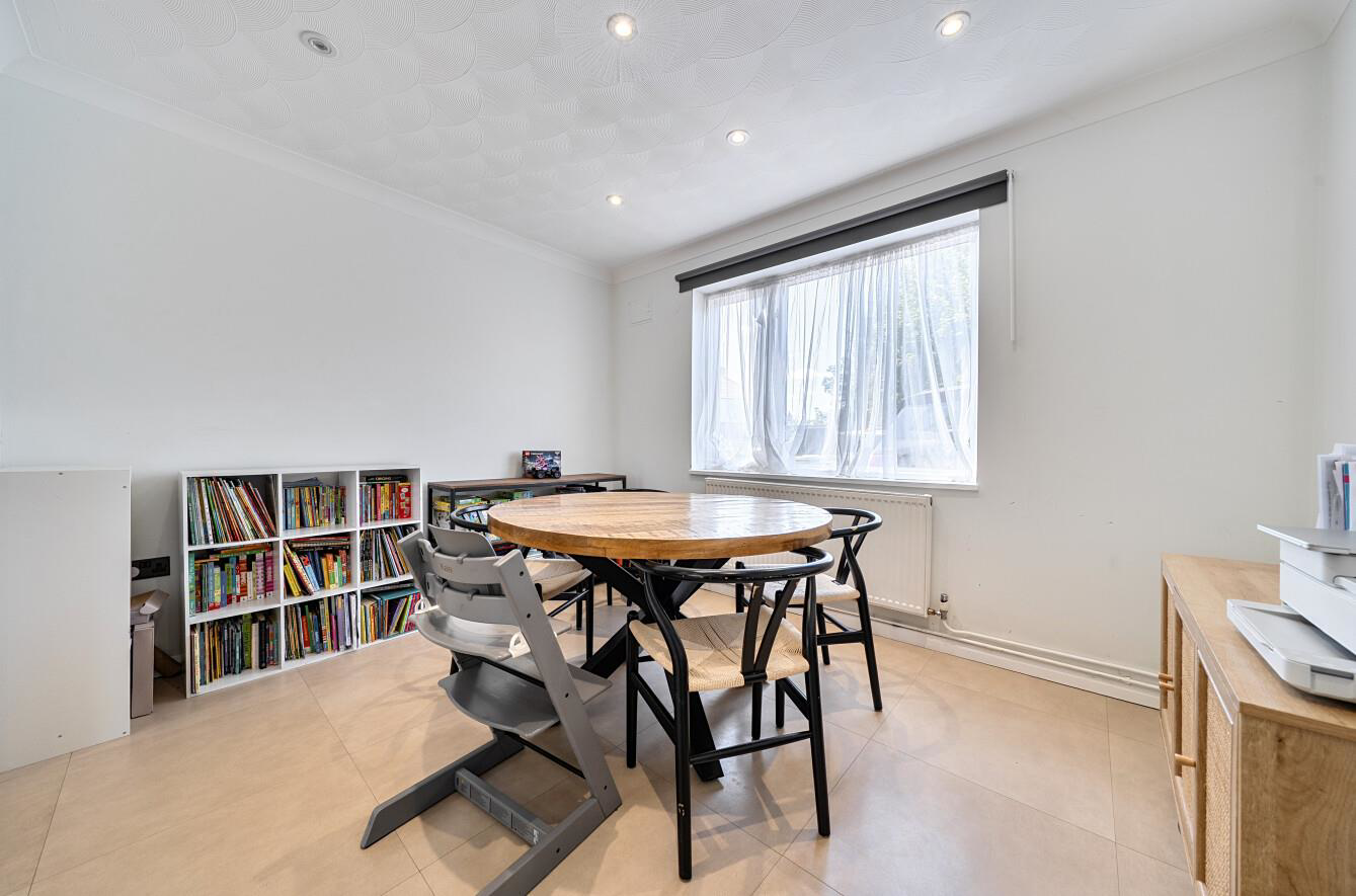 Sandymount Avenue, Stanmore, HA7, photo 4