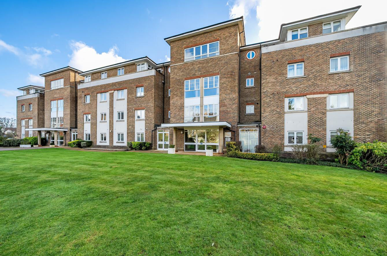 Pond House, Stanmore, HA7