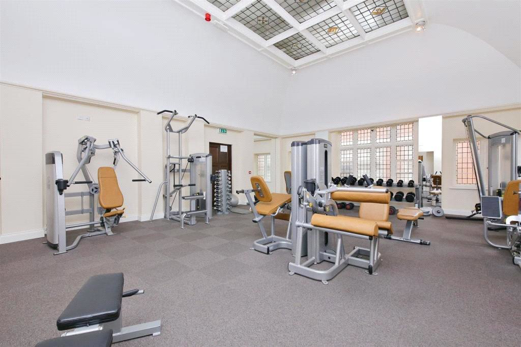 Royal Connaught Park, Bushey, WD23, photo 21