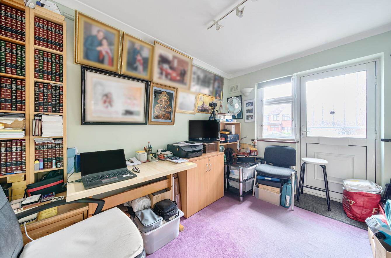 Portland Crescent, Stanmore, HA7, photo 5