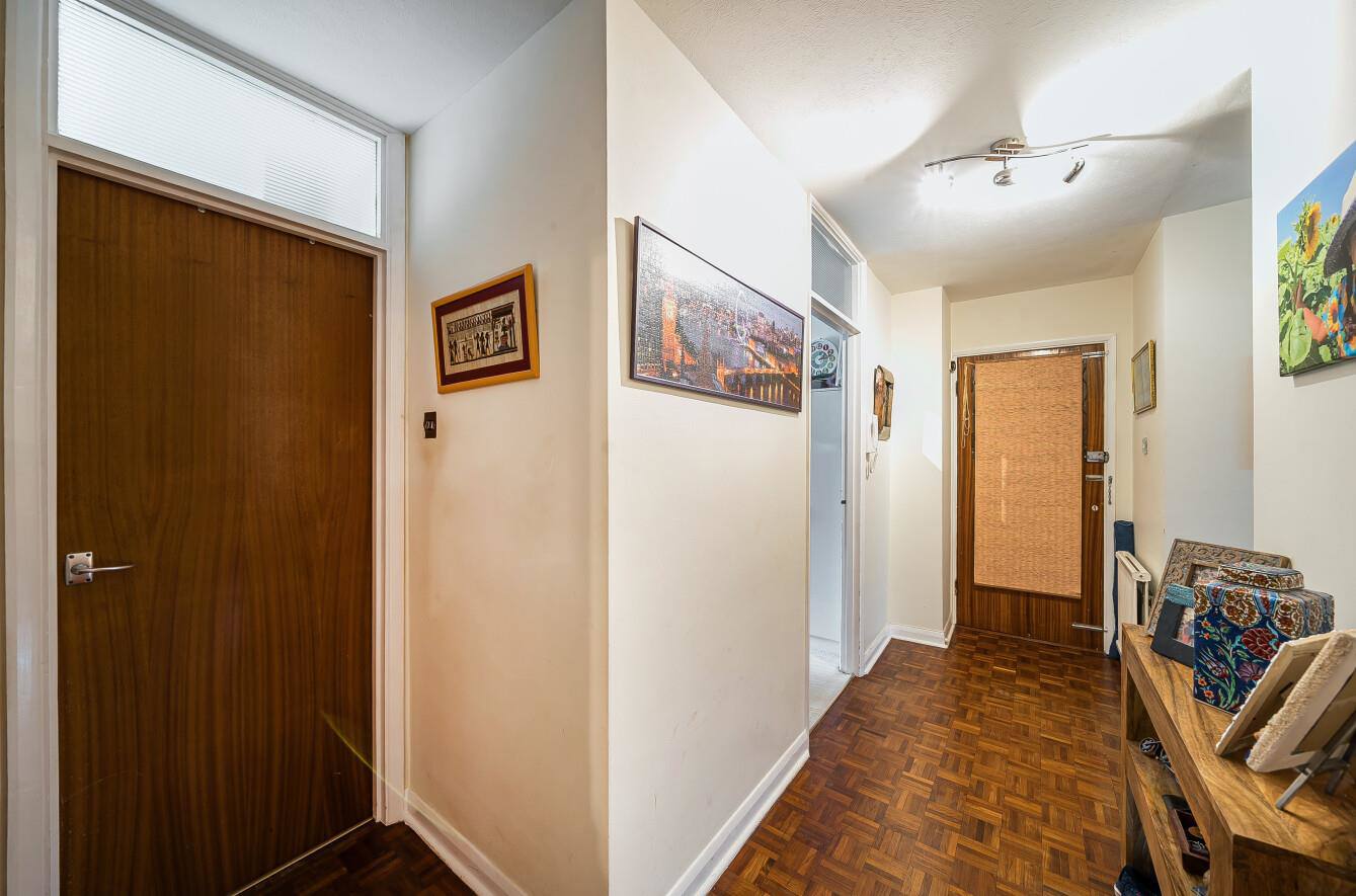 Mentmore Court, Stanmore, HA7, photo 11