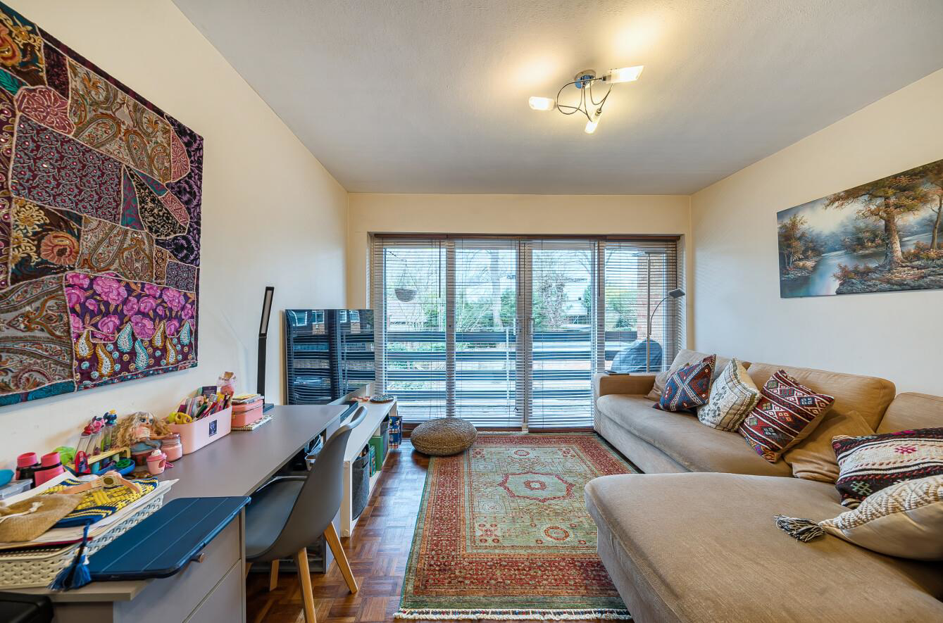 Mentmore Court, Stanmore, HA7, photo 4