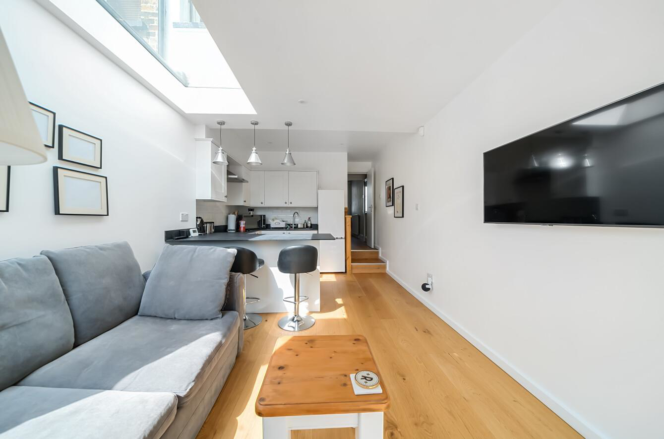 Grover Road, Watford, WD19, photo 2