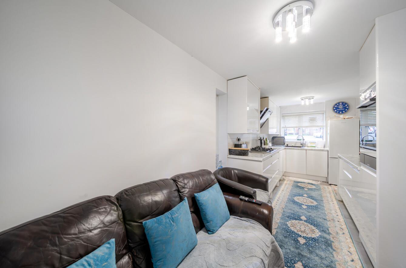 Robb Road, Stanmore, HA7, photo 5