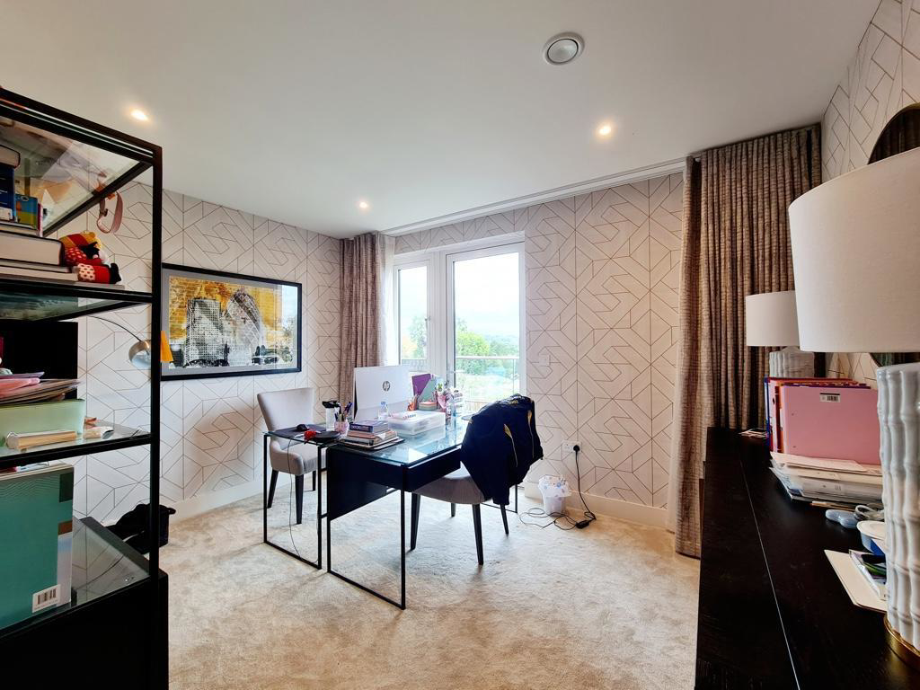 Cornforth Lane, London, NW7, photo 11