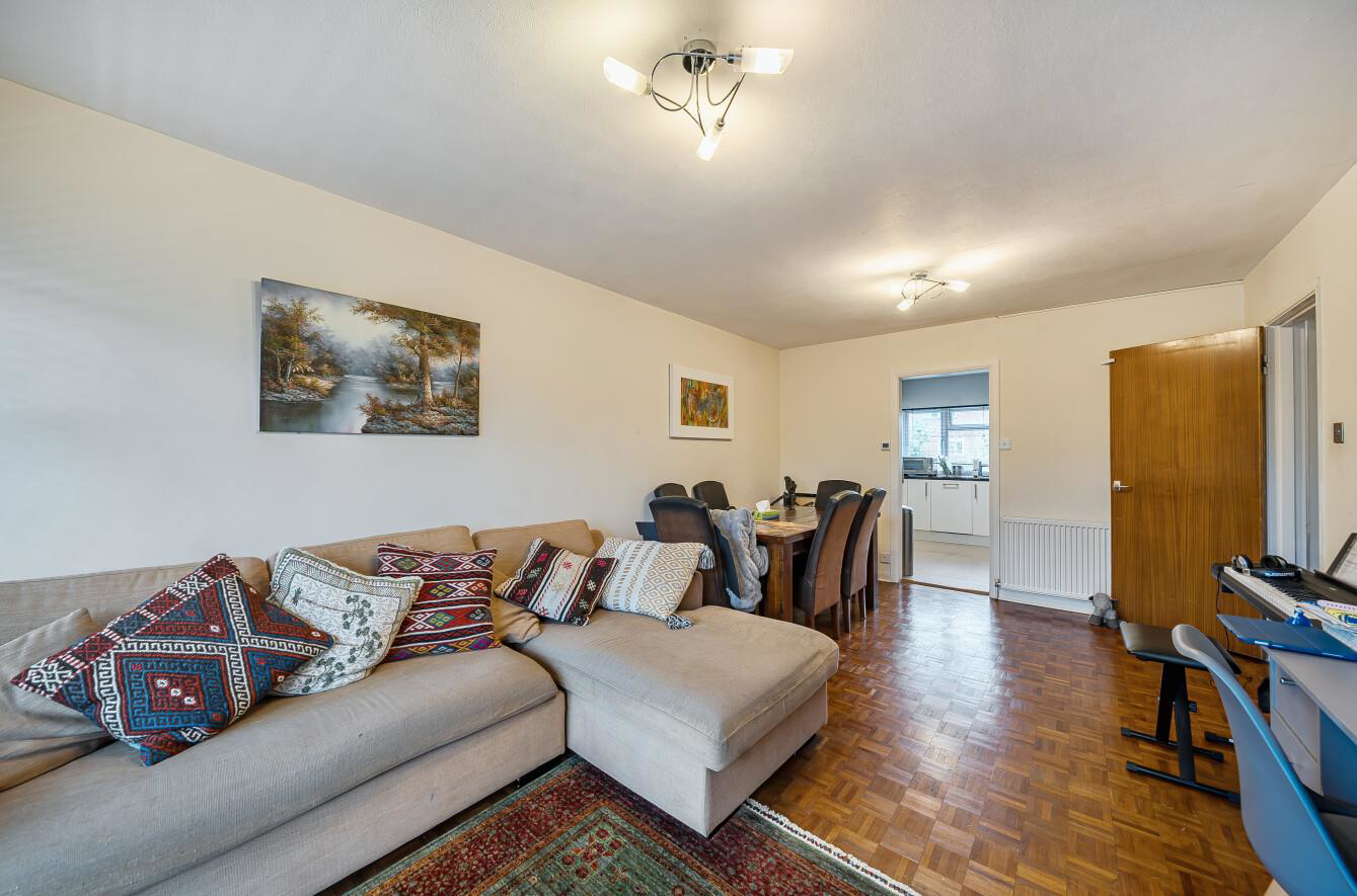 Mentmore Court, Stanmore, HA7, photo 5