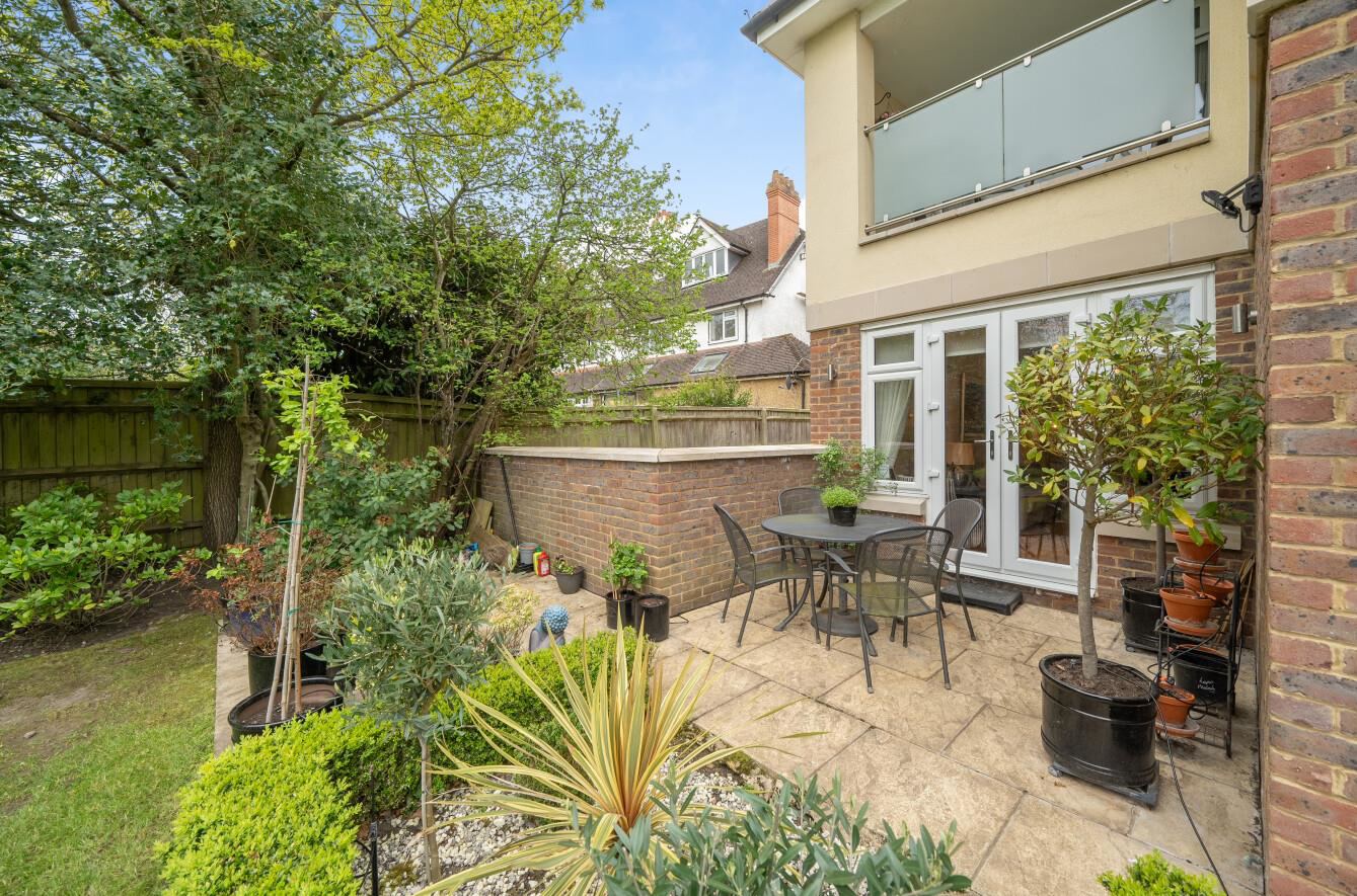 Lansdowne Court, Bushey, WD23, photo 6