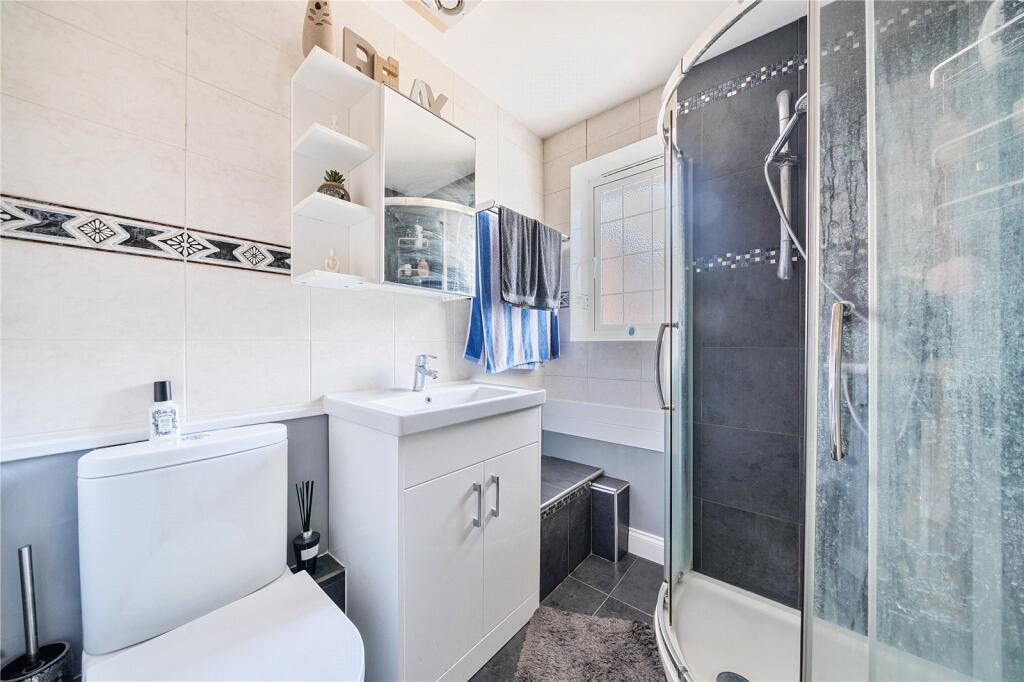 Priory Field Drive, Edgware, HA8, photo 11