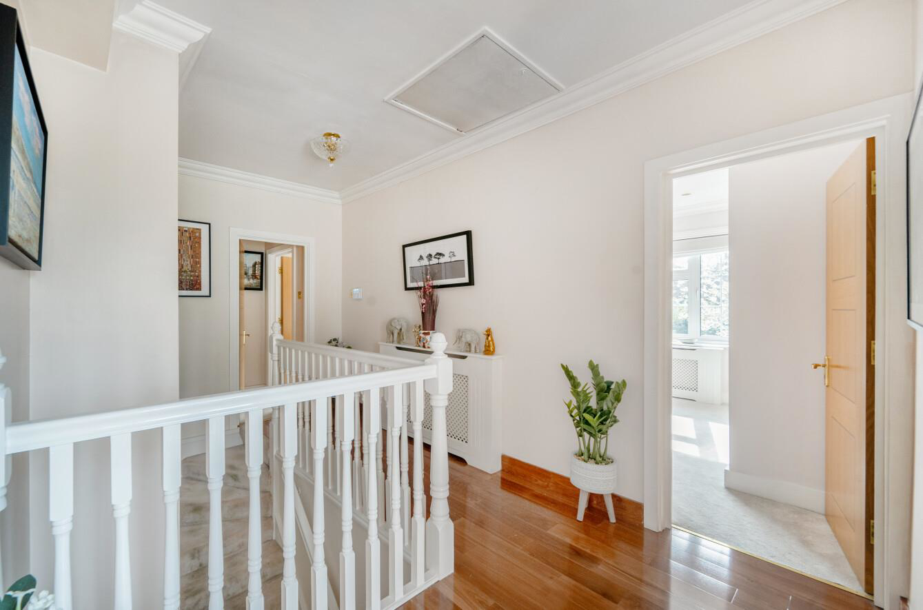 Hartsbourne Road, WD23, photo 8