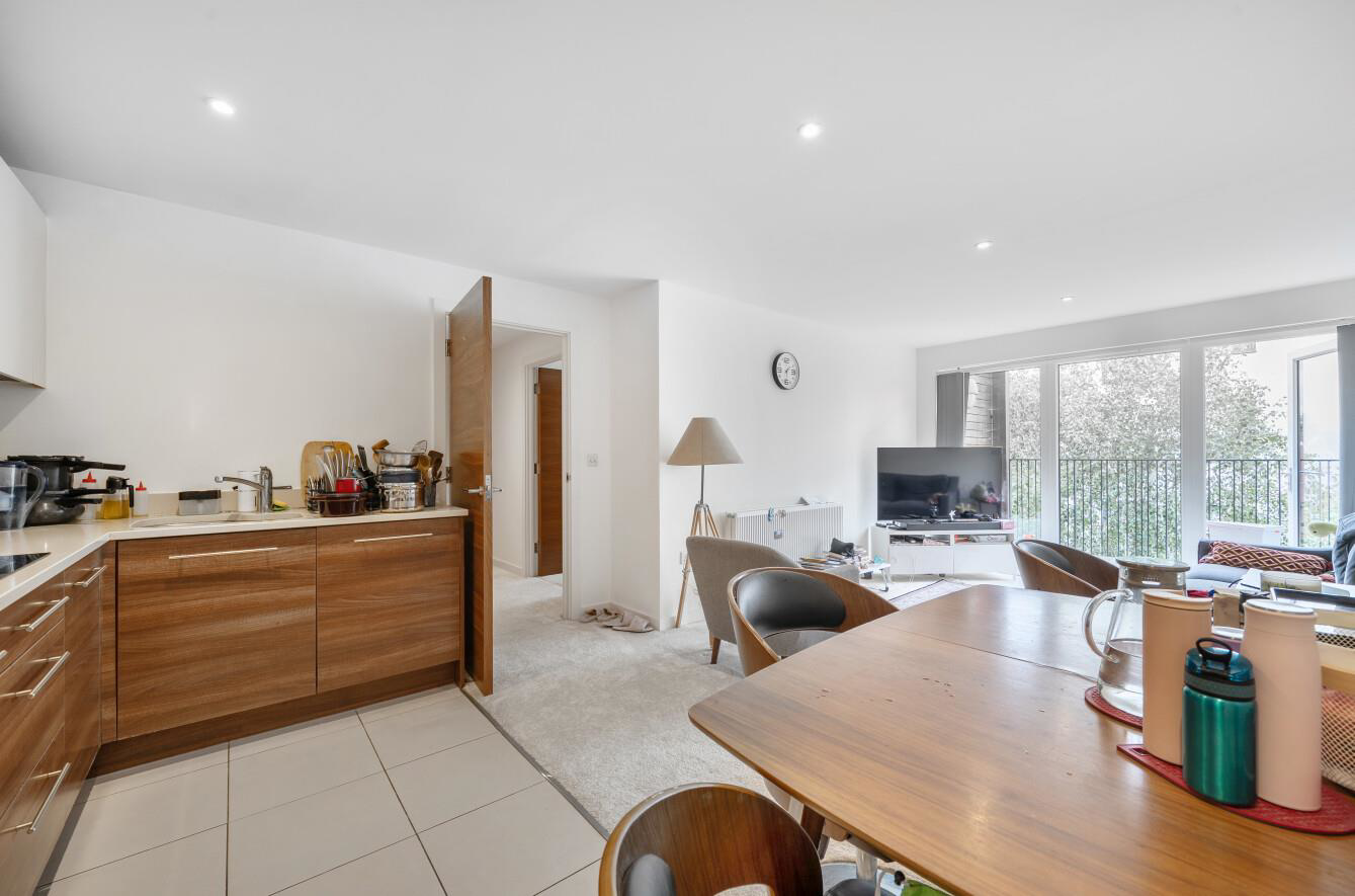 Sovereign Court, Stanmore, HA7, photo 6