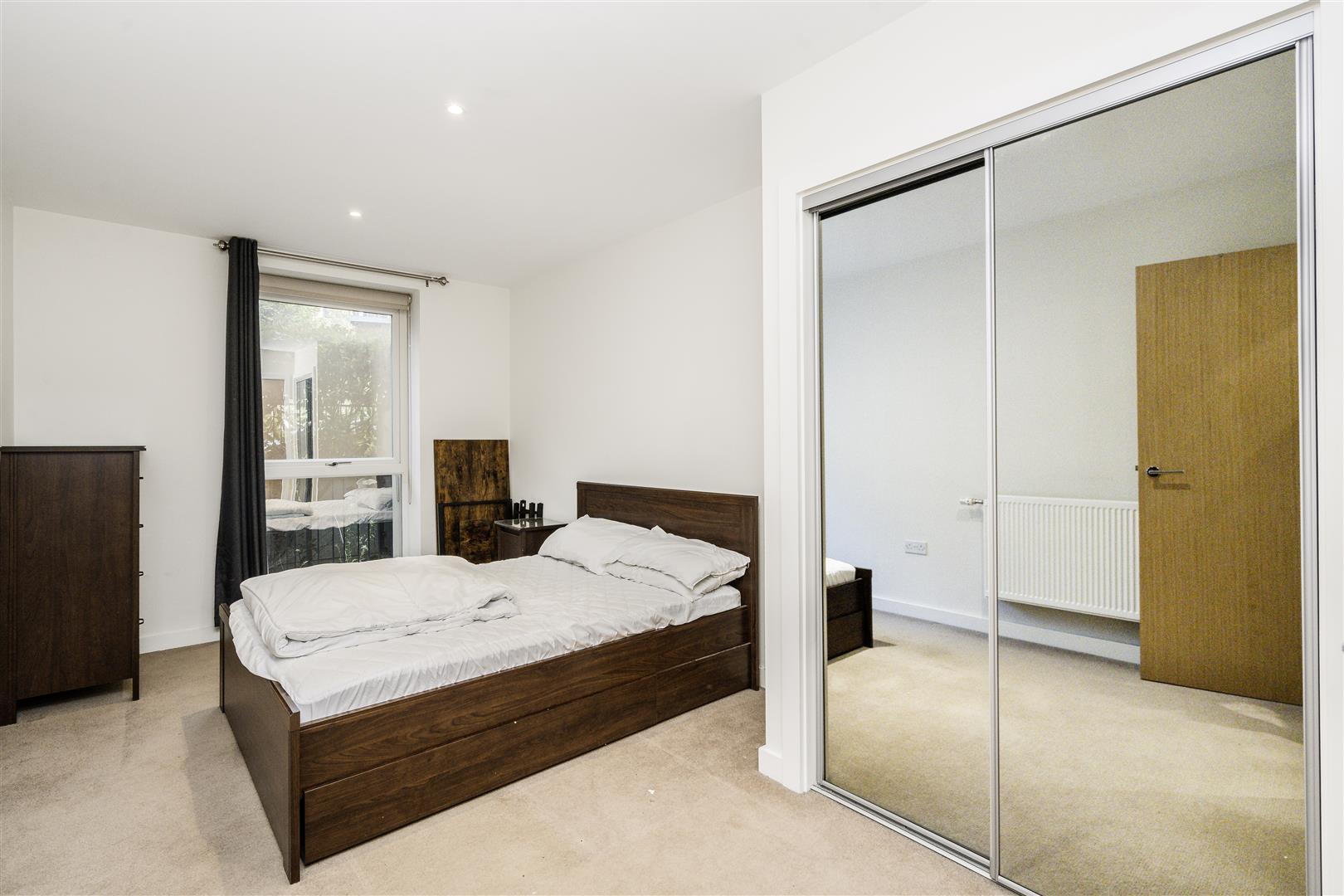Carnarvon Court, Stanmore, HA7, photo 9