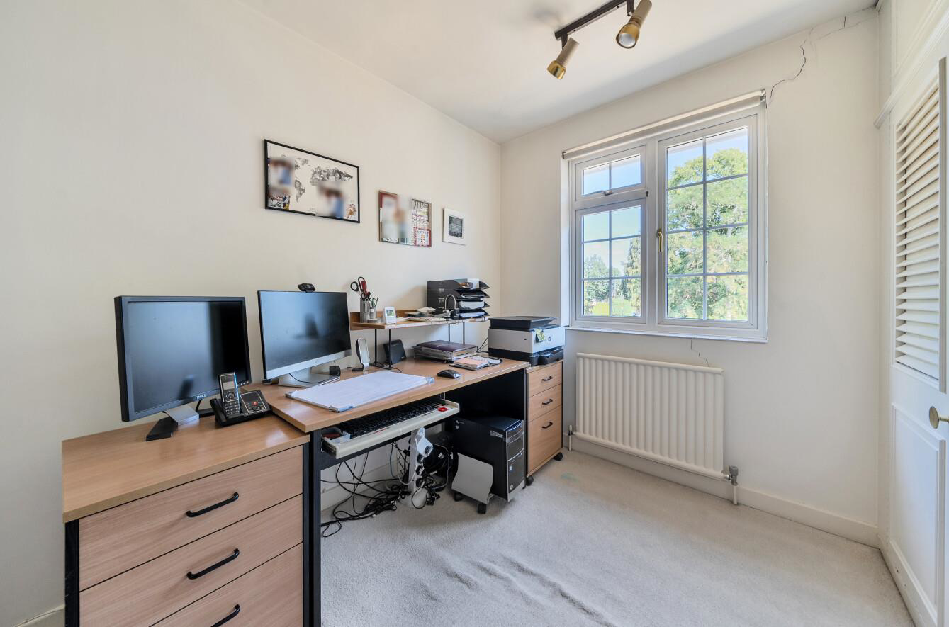 Sunningdale Close, Stanmore, HA7, photo 16