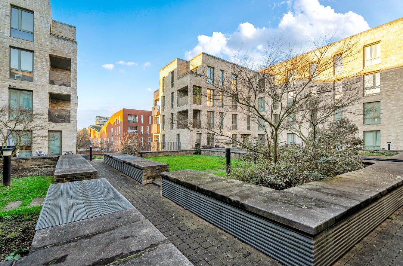 Welford Court, Edgware Green, HA8, photo 9