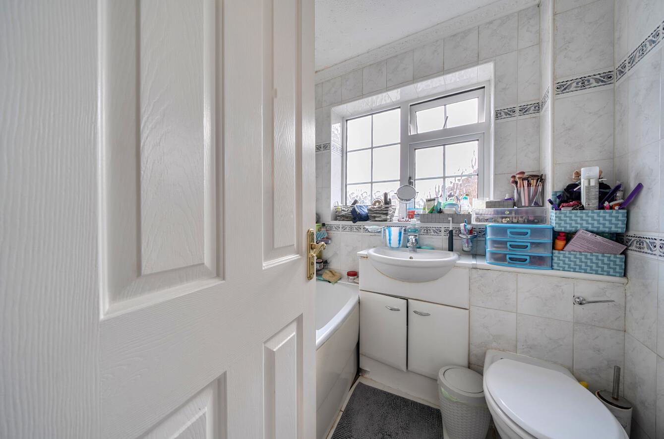 Coldharbour Lane, Bushey, WD23, photo 7