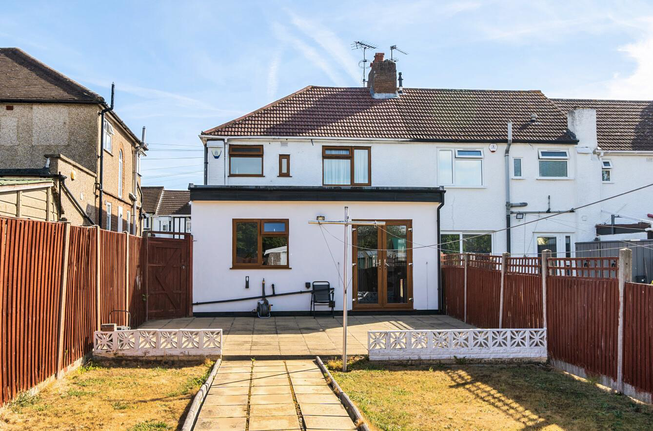 Davidson Frost-Wellings, DFW, Sancroft Road, Harro