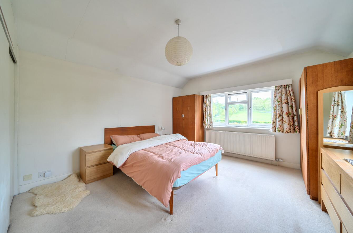 Chiltern Avenue, Bushey, WD23, photo 17