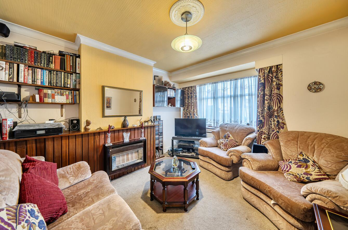 Morley Crescent East, Stanmore, HA7, photo 2