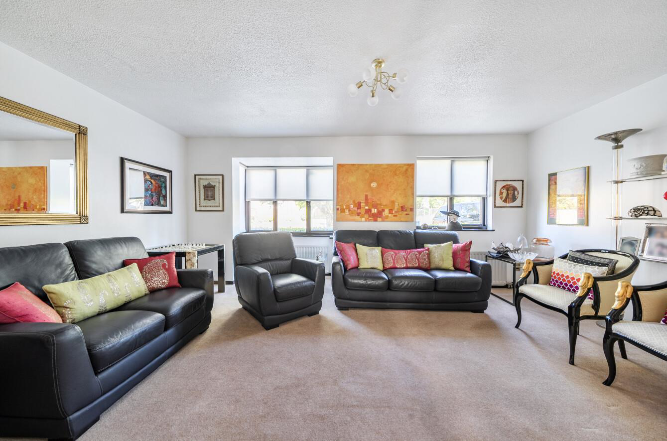 Du Cros Drive, Stanmore, HA7, photo 5