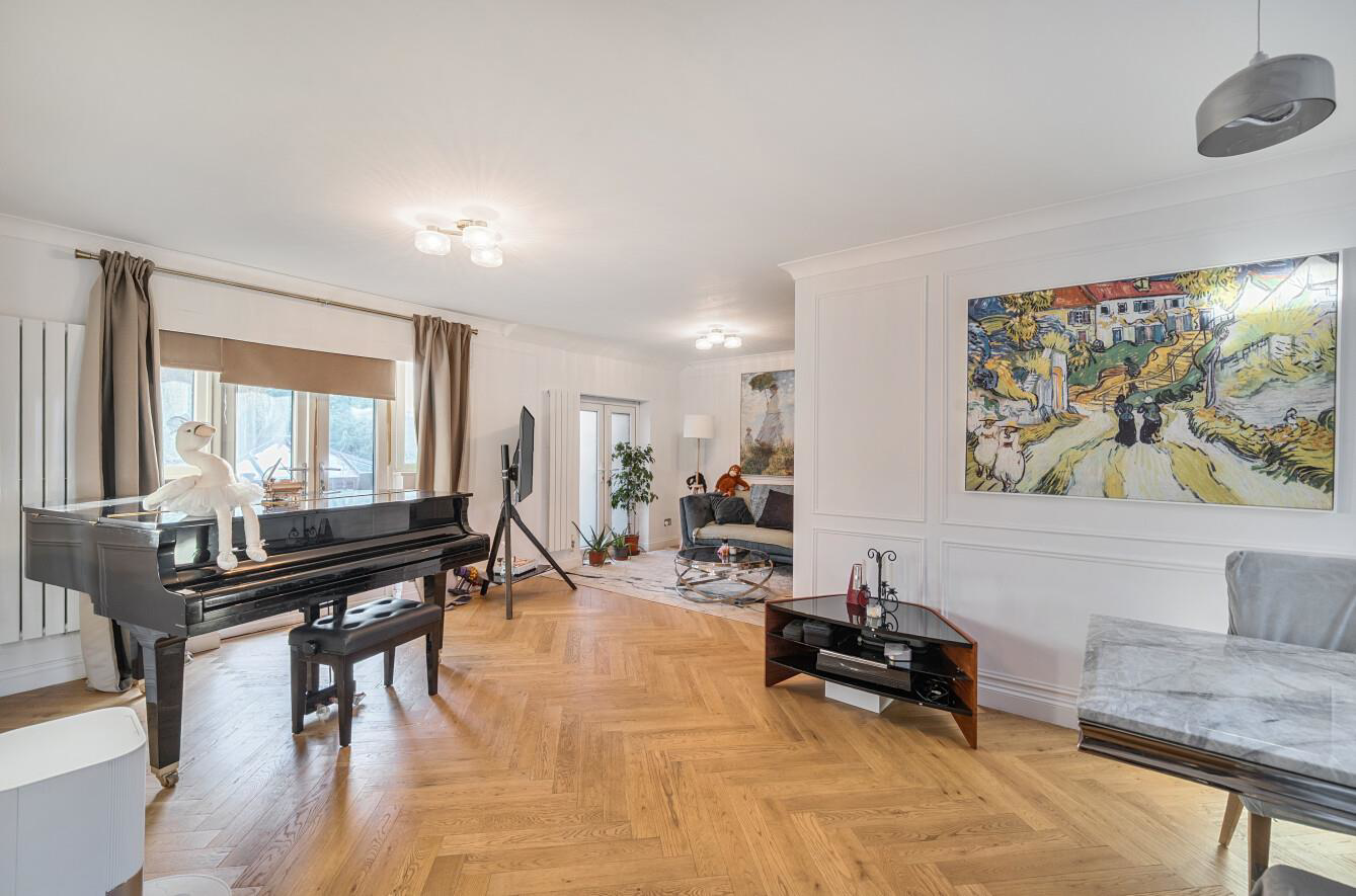 Caddis Close, Stanmore, HA7, photo 2